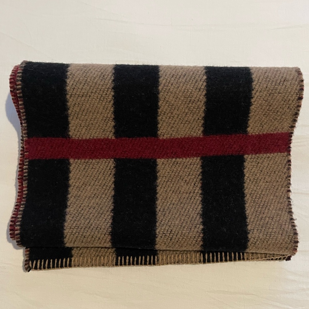 BURBERRY, WOOL/CASHMERE SCARF, REVERSIBLE PLAID, 200x30CM